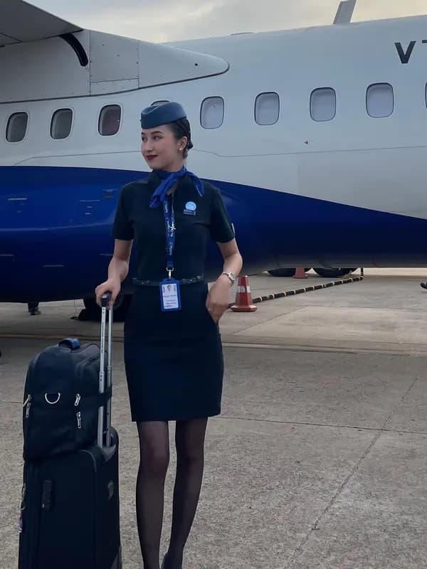 An Emporium aviation student in uniform